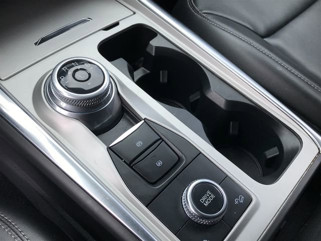 Used 2023 Ford Explorer XLT image 8