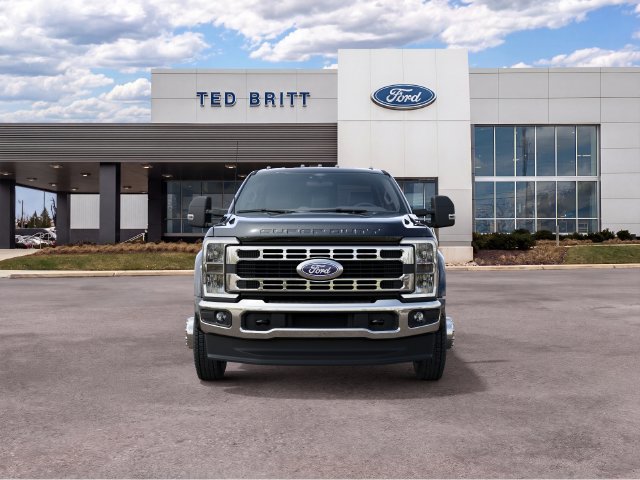 New 2027 Ford F450 XLT w/ FX4 Off-Road Package AWD/4WD image 7