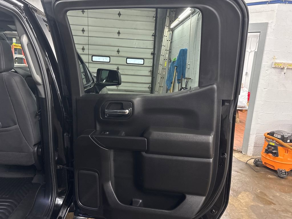 Used 2024 Chevrolet Silverado 1500 Custom AWD/4WD image 18