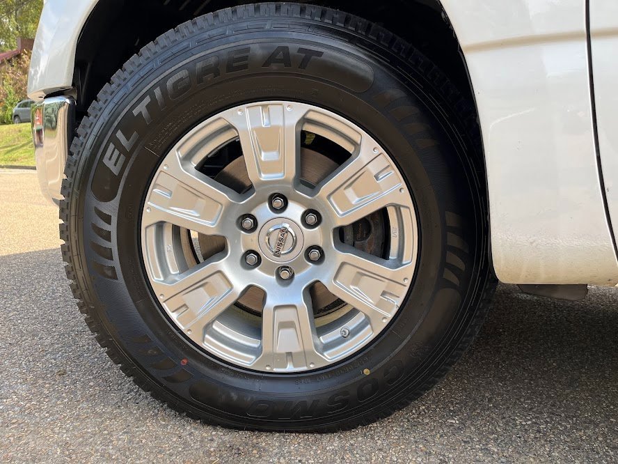 Used 2019 Nissan Titan SV image 47
