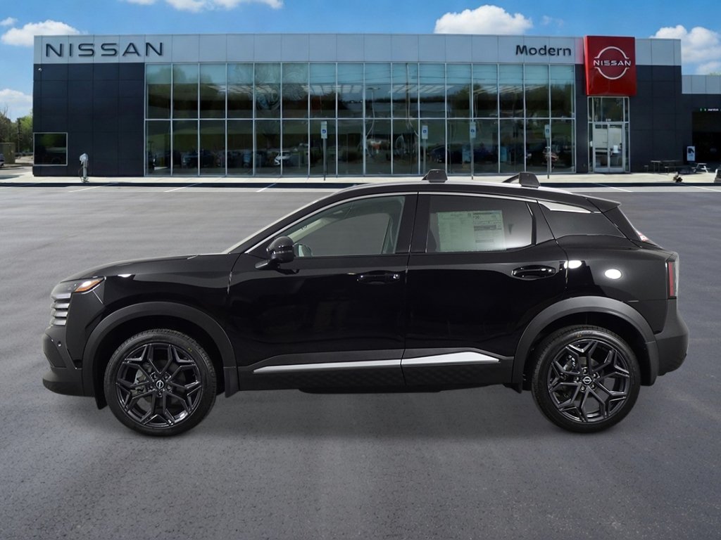 New 2026 Nissan Kicks SR AWD/4WD image 2