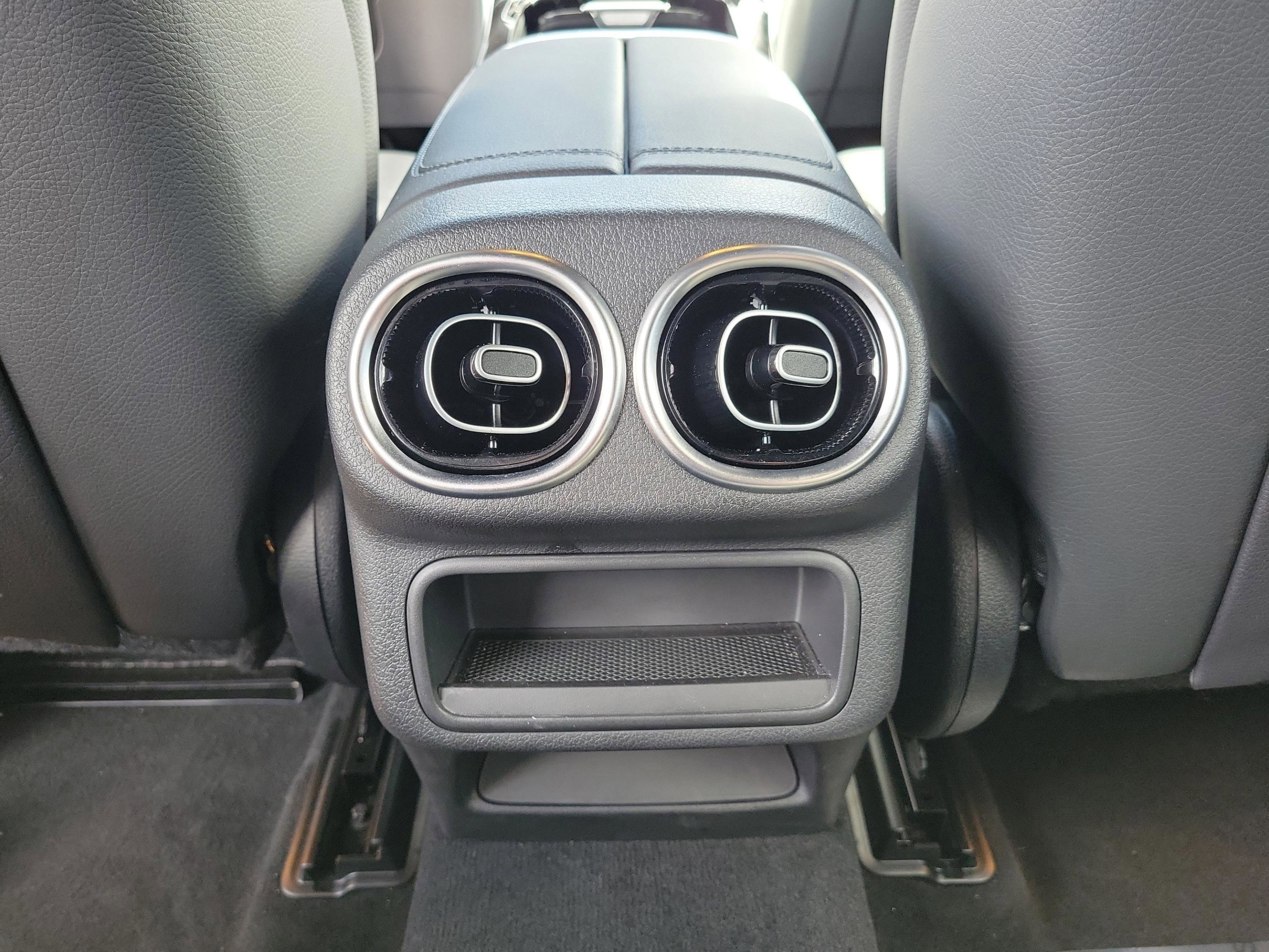 Used 2026 Mercedes-Benz GLC 300 image 22