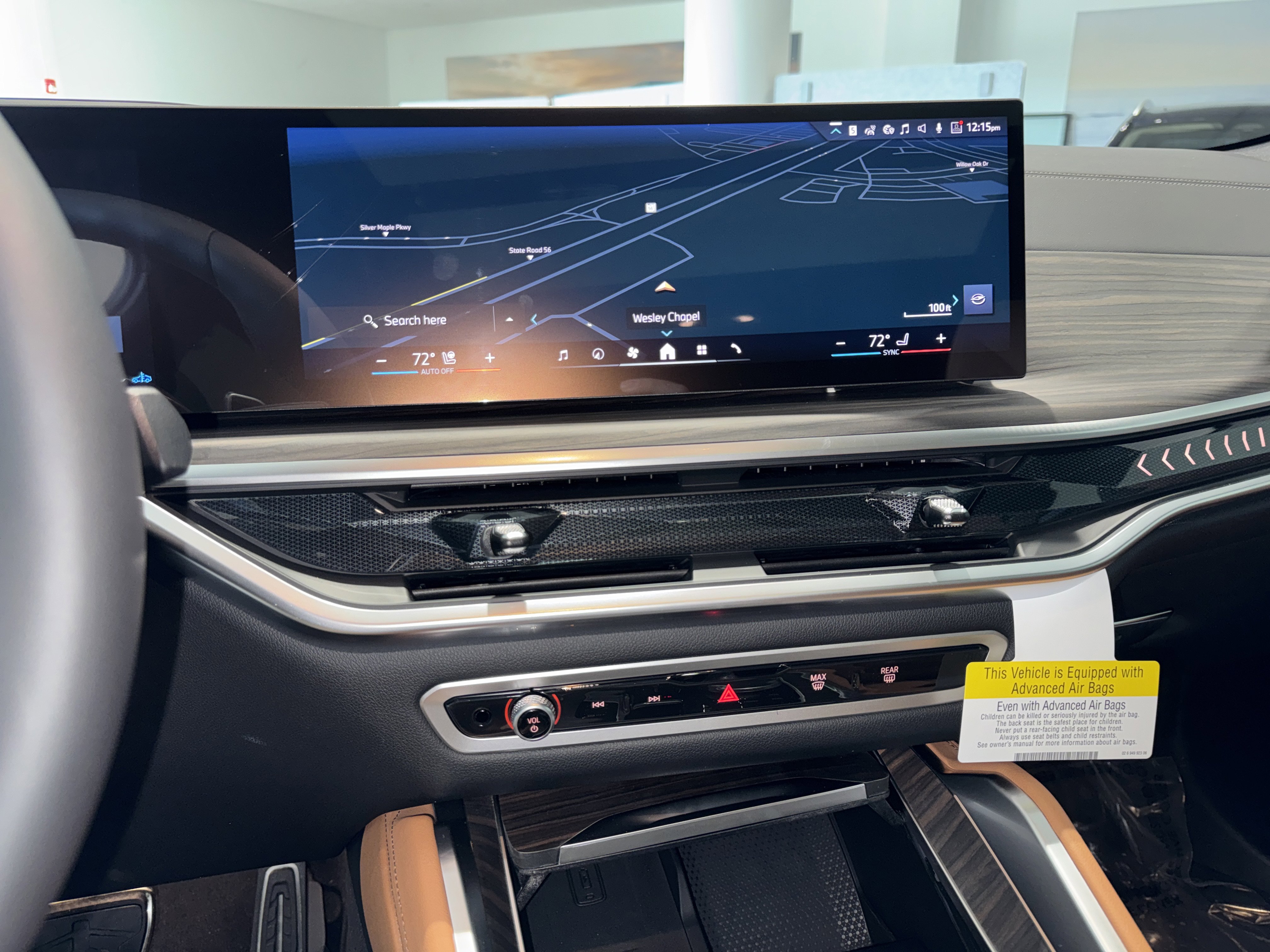 New 2026 BMW X6 xDrive40i w/ Climate Comfort Package image 18