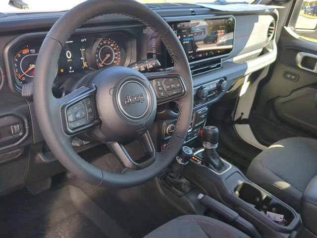 New 2026 Jeep Wrangler Rubicon w/ Xtreme 35 Tire Package AWD/4WD image 14