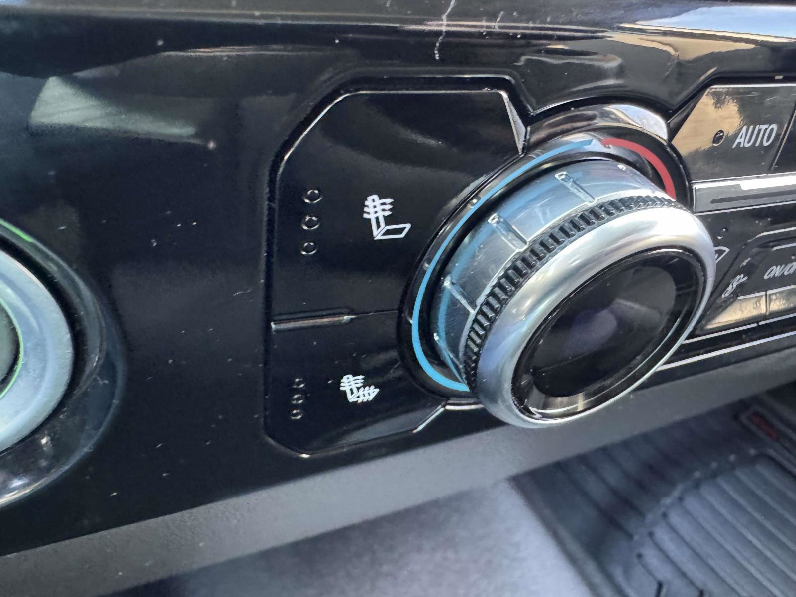 Used 2022 GMC Sierra 1500 Elevation AWD/4WD image 34