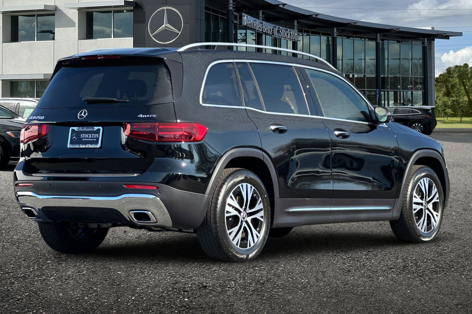 New 2026 Mercedes-Benz GLB 250 250 image 4