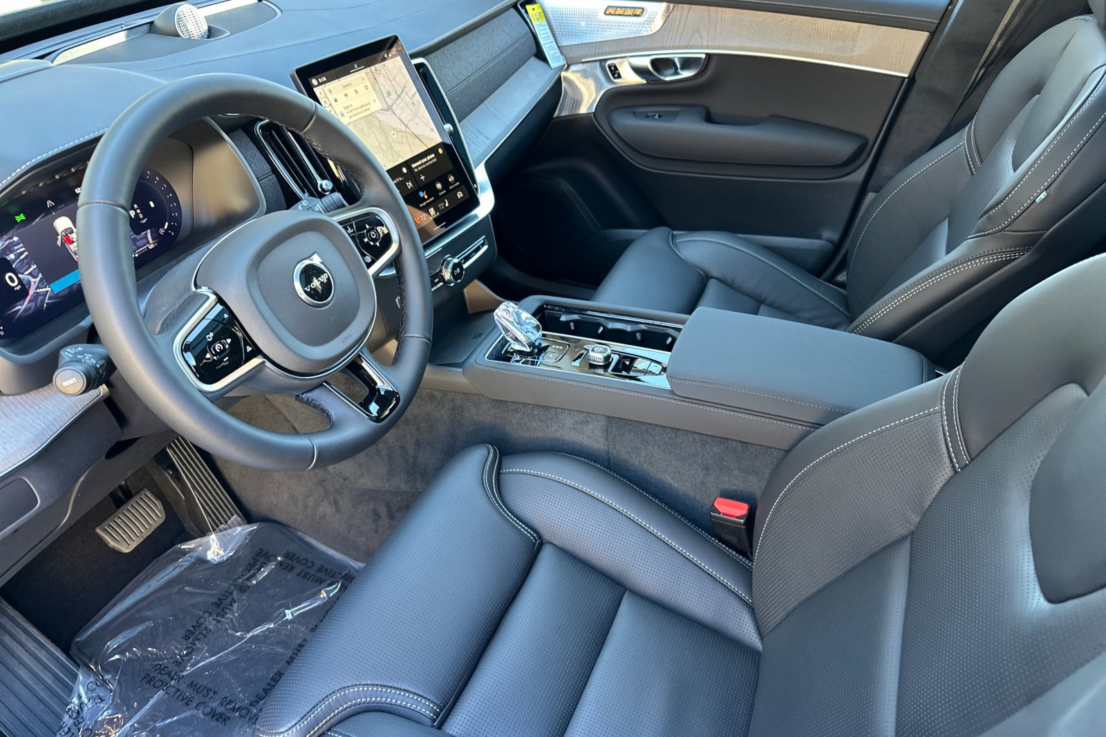 New 2026 Volvo XC90 B6 Ultra w/ Lounge Package AWD/4WD image 8