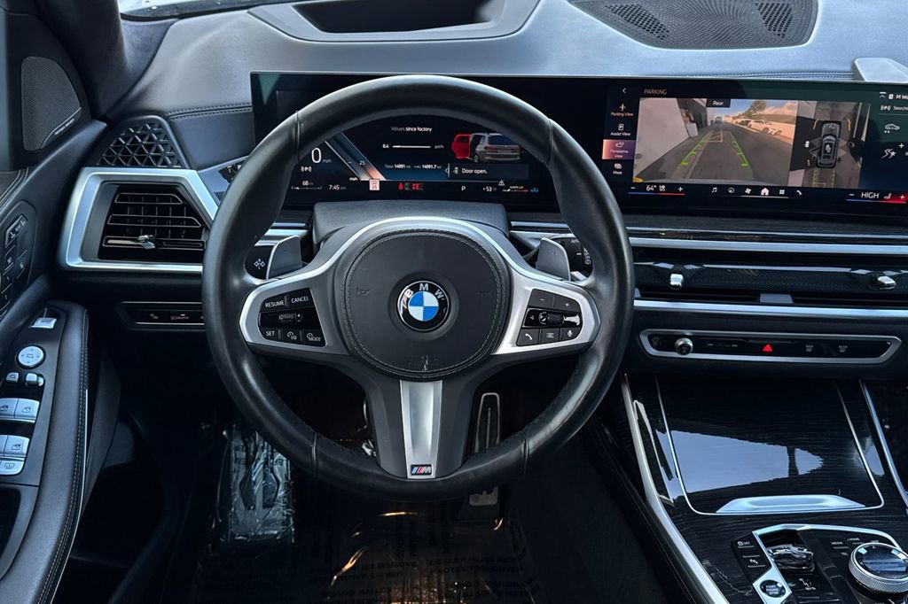 Used 2024 BMW X7 xDrive40i w/ M Sport Package AWD/4WD image 15