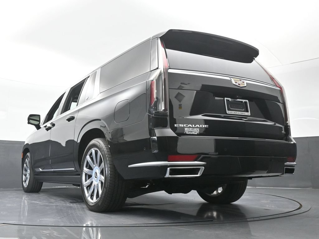 Used 2024 Cadillac Escalade ESV Premium Luxury Platinum AWD/4WD image 69