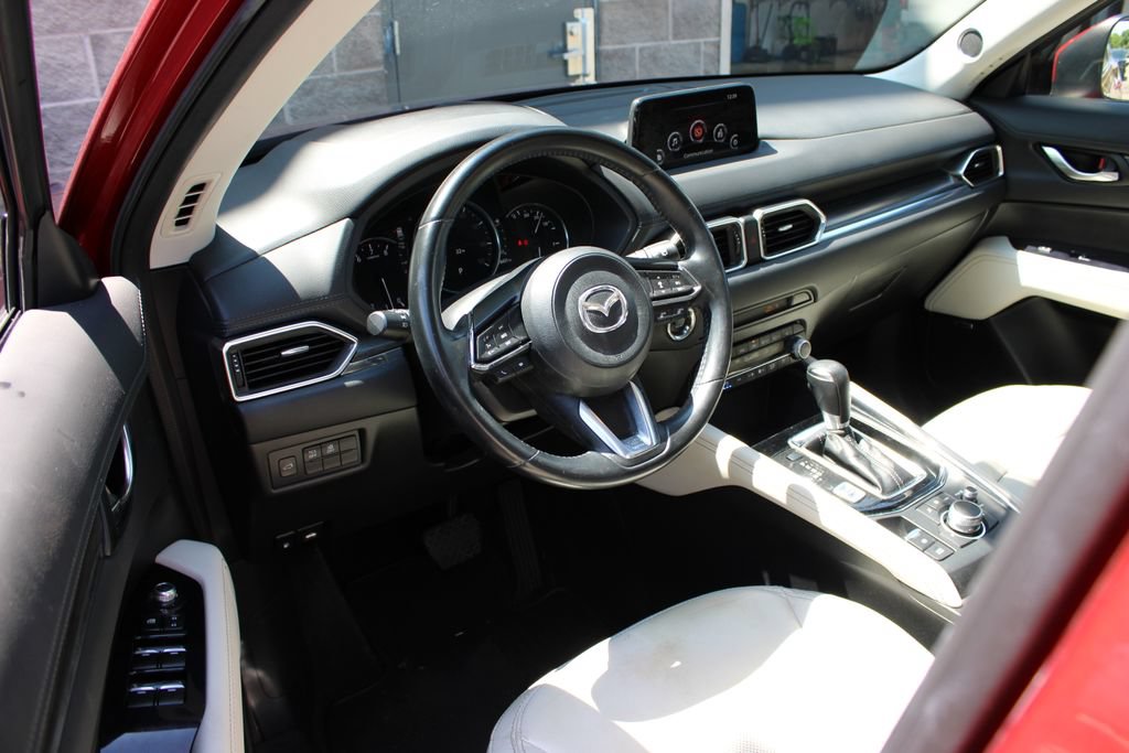 Used 2019 MAZDA CX-5 Grand Touring w/ GT Premium Package AWD/4WD image 13