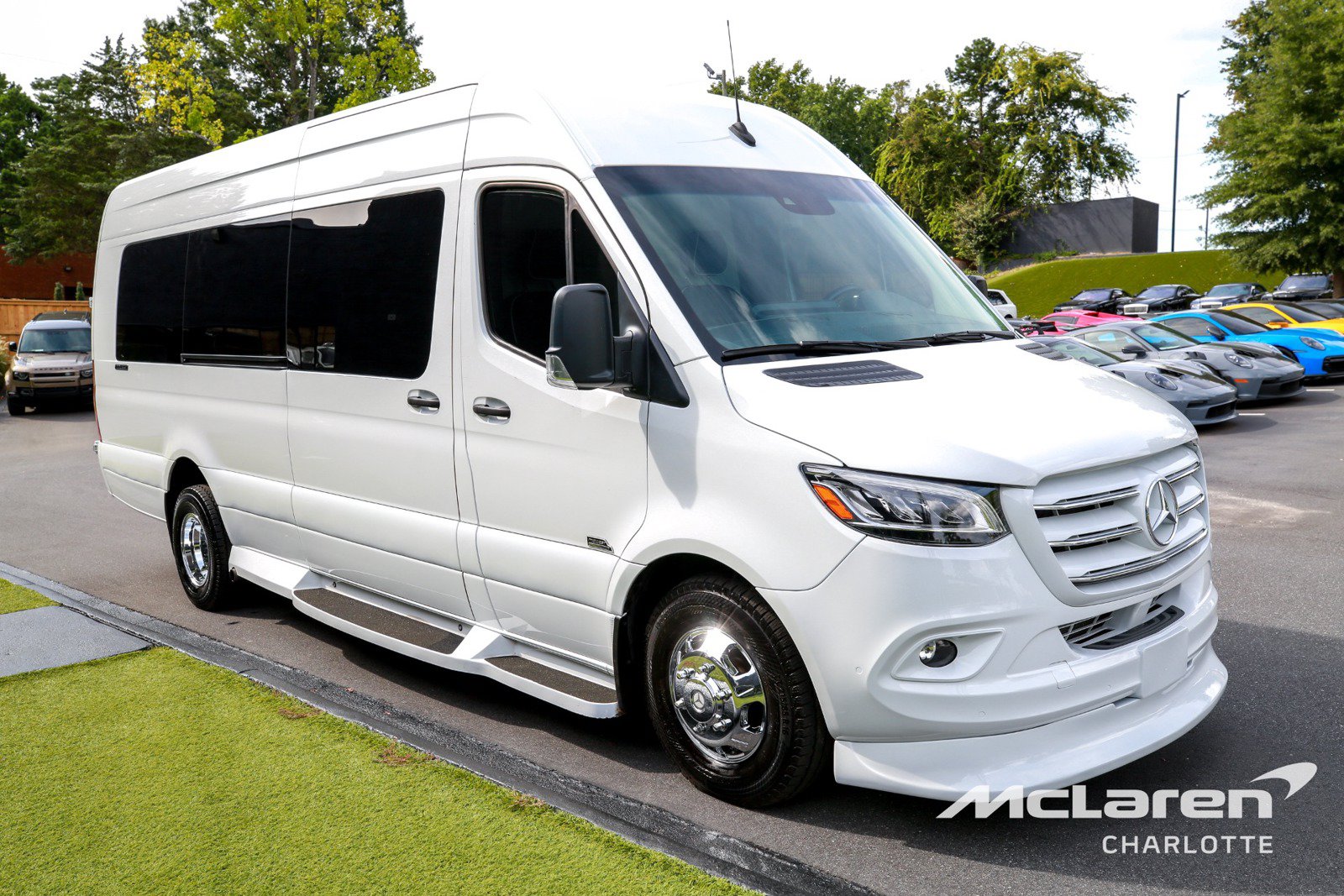 Used 2023 Mercedes-Benz Sprinter 3500 image 3