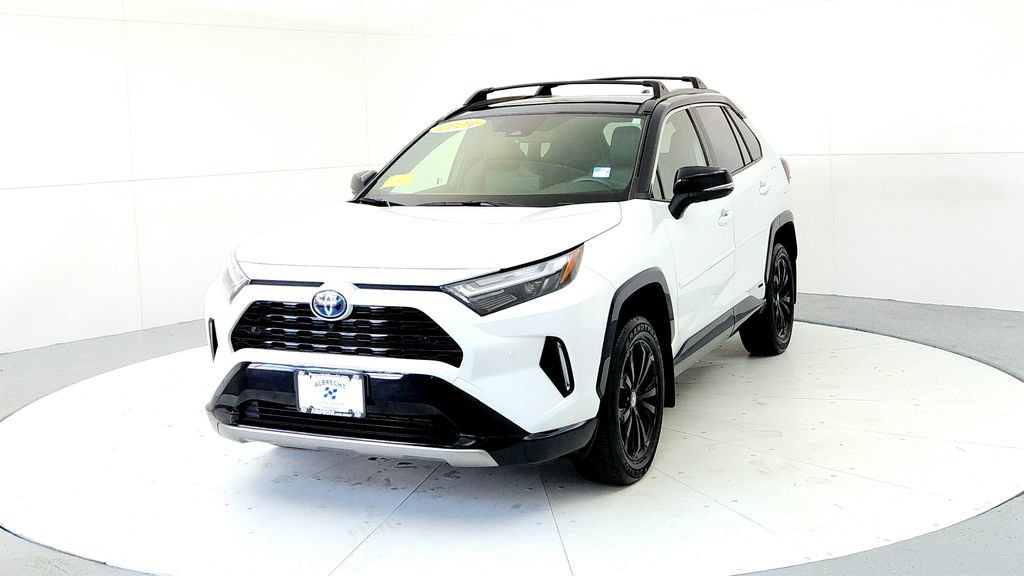 Used 2024 Toyota RAV4 XSE w/ Advanced Technology Package AWD/4WD image 2