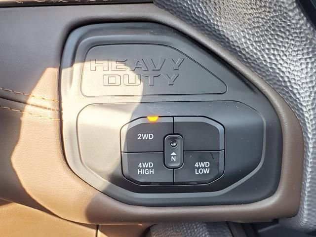 Used 2025 RAM 3500 Longhorn image 21