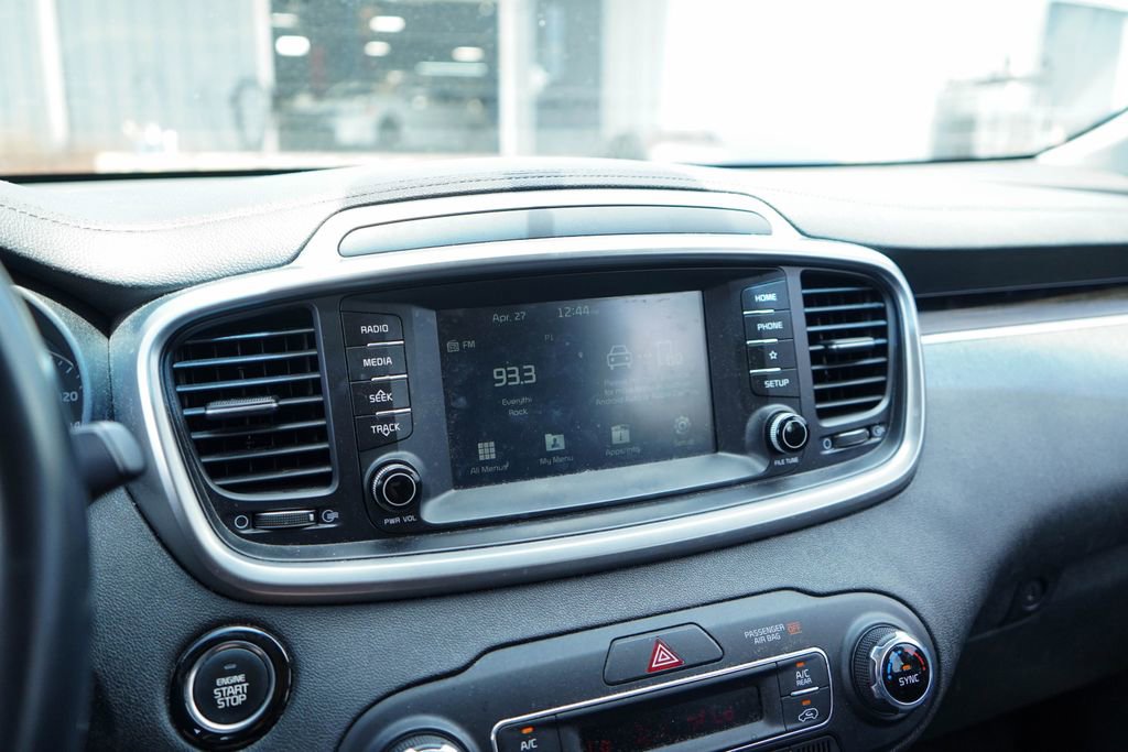 Used 2020 Kia Sorento S FWD image 26