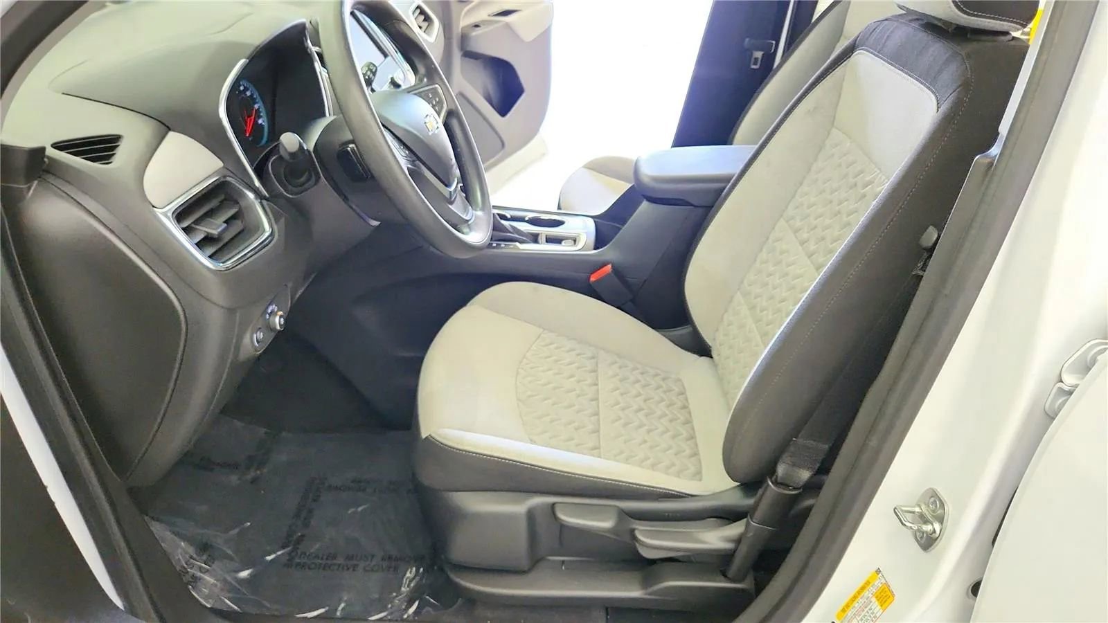 Used 2024 Chevrolet Equinox LS FWD image 22
