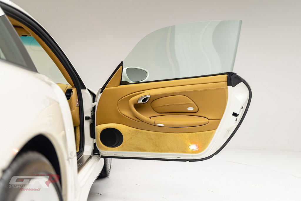 Used 2001 Porsche 911 Turbo image 31