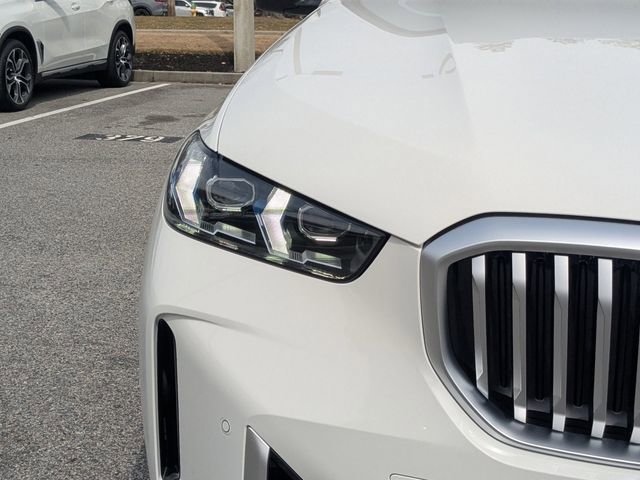 New 2026 BMW X5 sDrive40i image 11