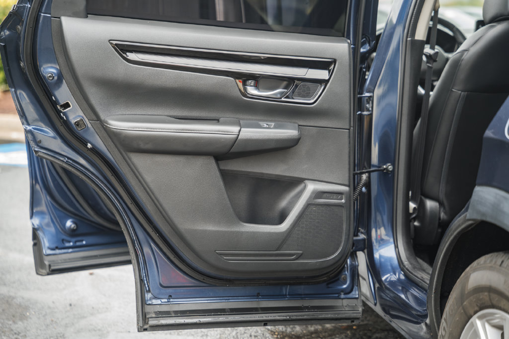 Used 2025 Honda CR-V EX-L image 37