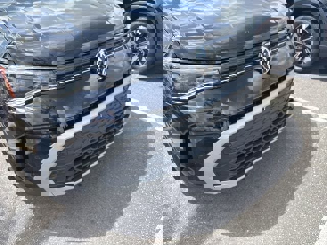 Used 2025 Volkswagen Taos SE