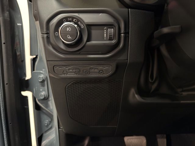 New 2026 Jeep Gladiator Mojave w/ Safety Group image 27