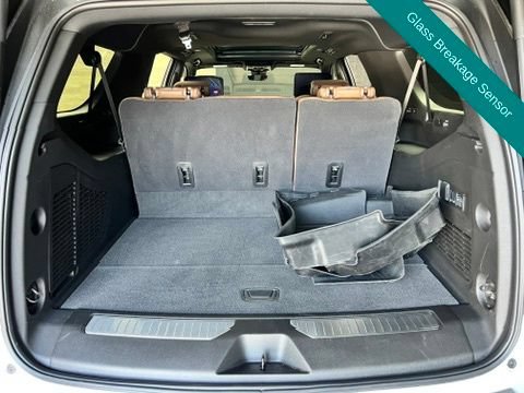 Used 2026 Chevrolet Suburban High Country AWD/4WD image 22