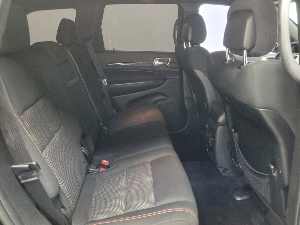 Used 2017 Jeep Grand Cherokee Laredo 75th Anniversary RWD image 19