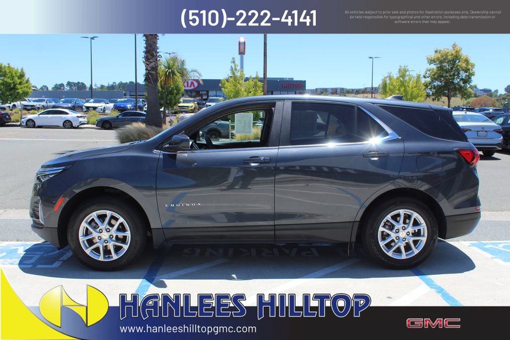 Used 2023 Chevrolet Equinox LT AWD/4WD image 2