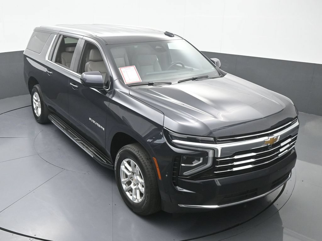Used 2025 Chevrolet Suburban LT RWD image 68