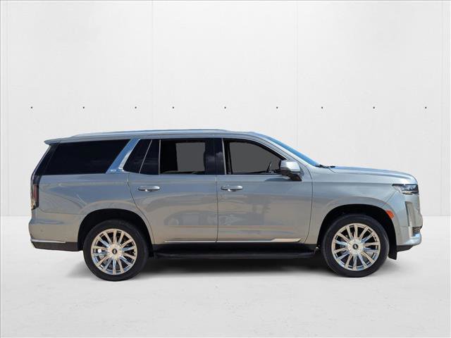Used 2023 Cadillac Escalade Premium Luxury image 4