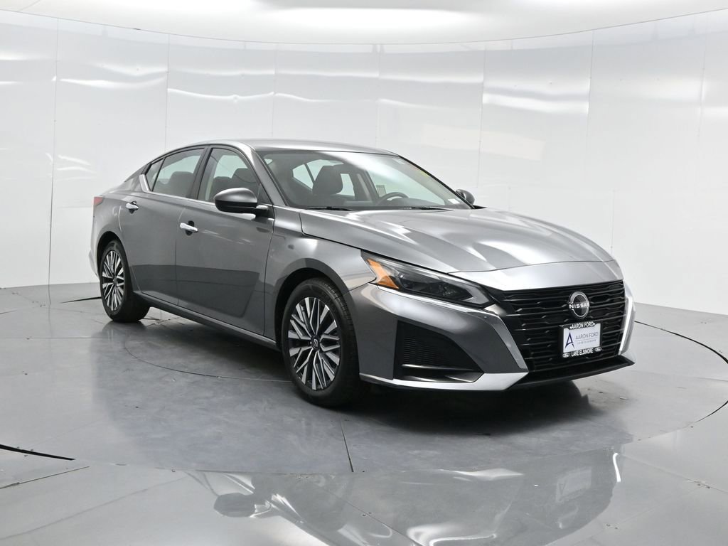 Used 2024 Nissan Altima 2.5 SV image 65