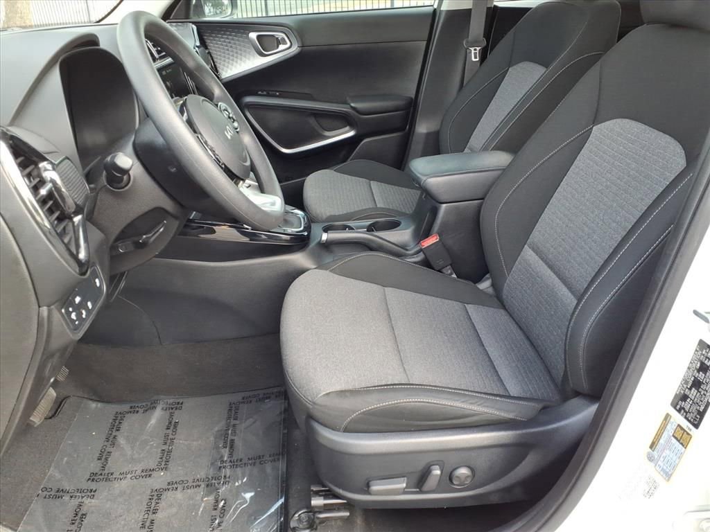 Used 2022 Kia Soul S image 15