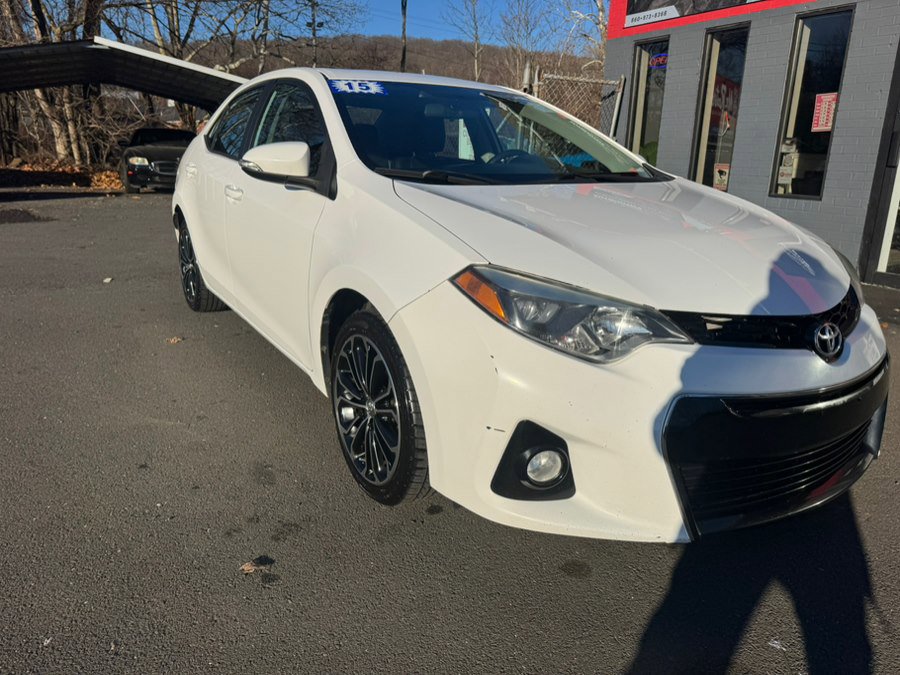 Used 2015 Toyota Corolla S w/ Driver Convenience Package image 5