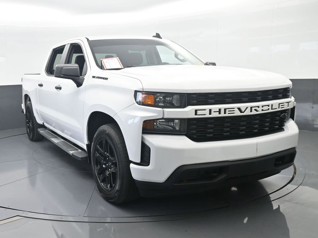 Used 2022 Chevrolet Silverado 1500 Custom w/ LPO, Blackout Package image 9