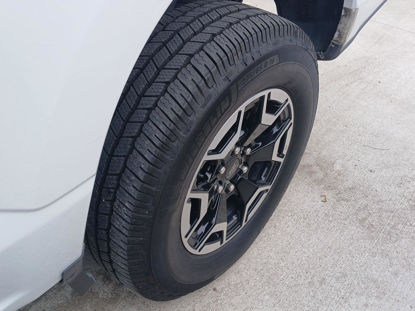 Used 2022 Ford F150 Lightning Pro AWD/4WD image 10