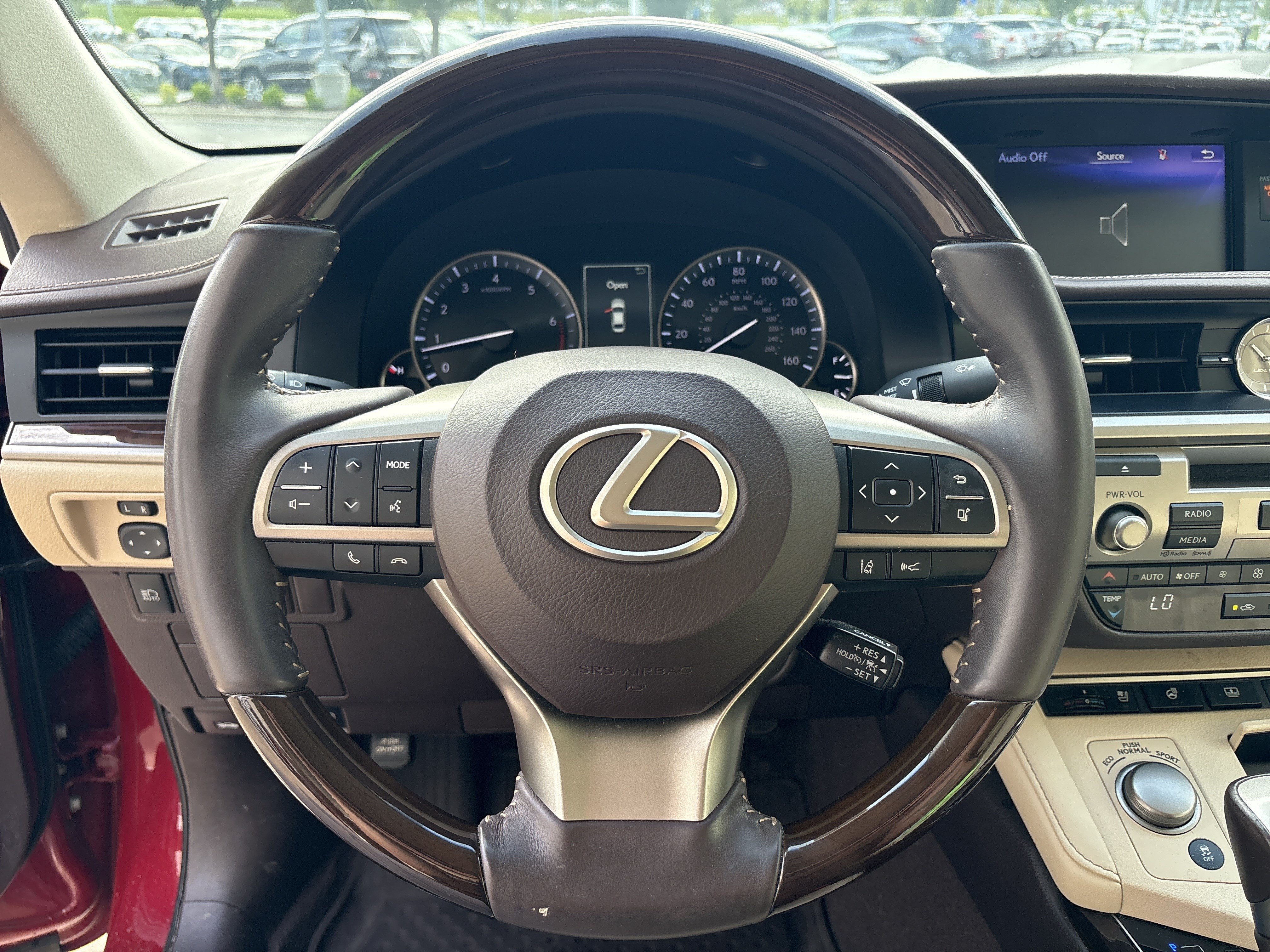 Used 2017 Lexus ES 350 w/ Luxury Package FWD image 18