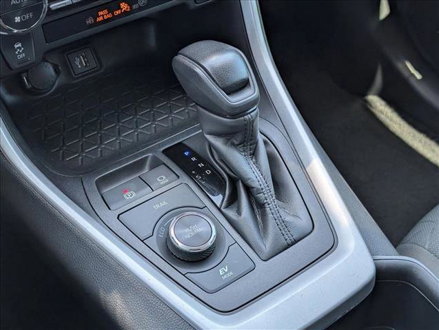 Used 2023 Toyota RAV4 XLE w/ Convenience Package image 18