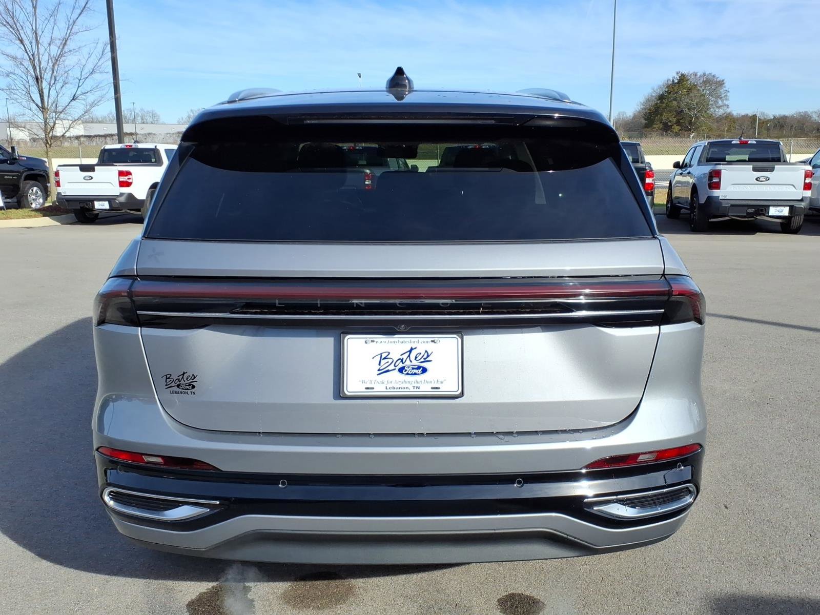 Used 2025 Lincoln Nautilus Reserve image 4