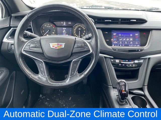 Certified 2022 Cadillac XT5 Premium Luxury image 6