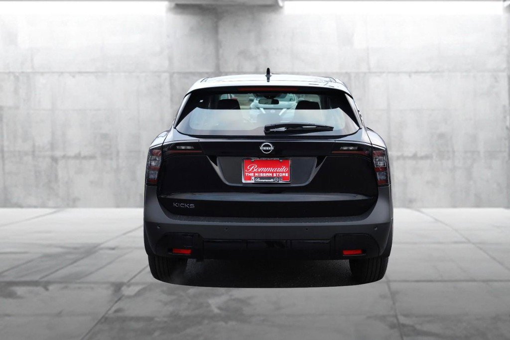 New 2026 Nissan Kicks S image 6
