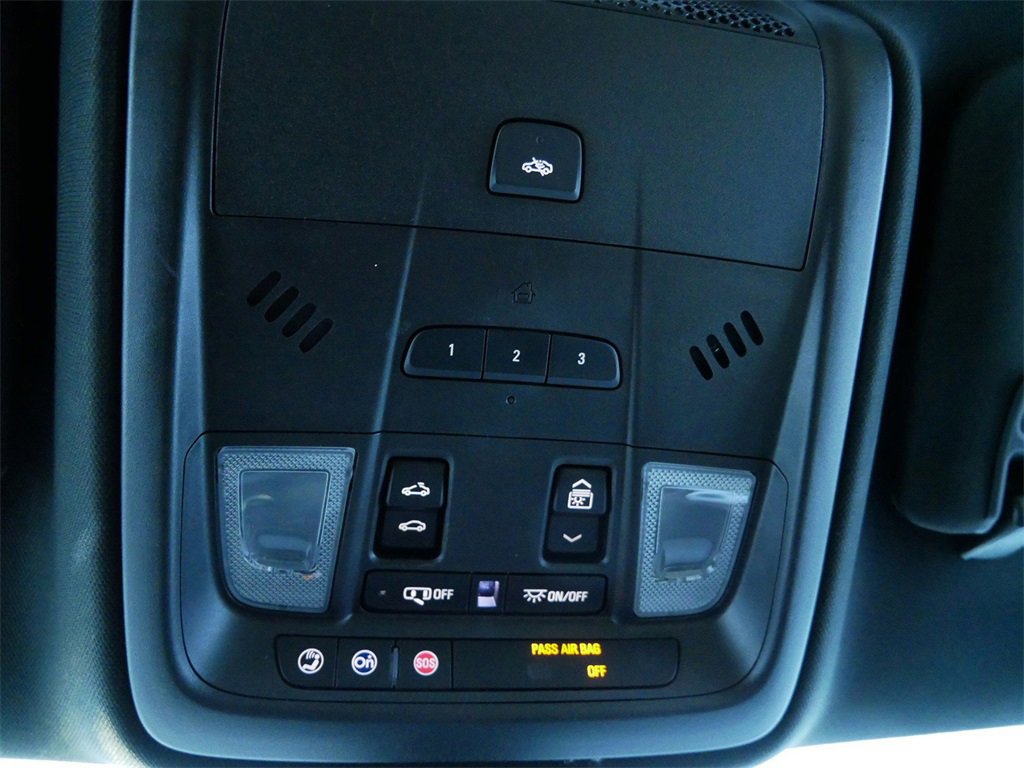 Used 2017 Cadillac XT5 Luxury w/ Driver Awareness Package image 24