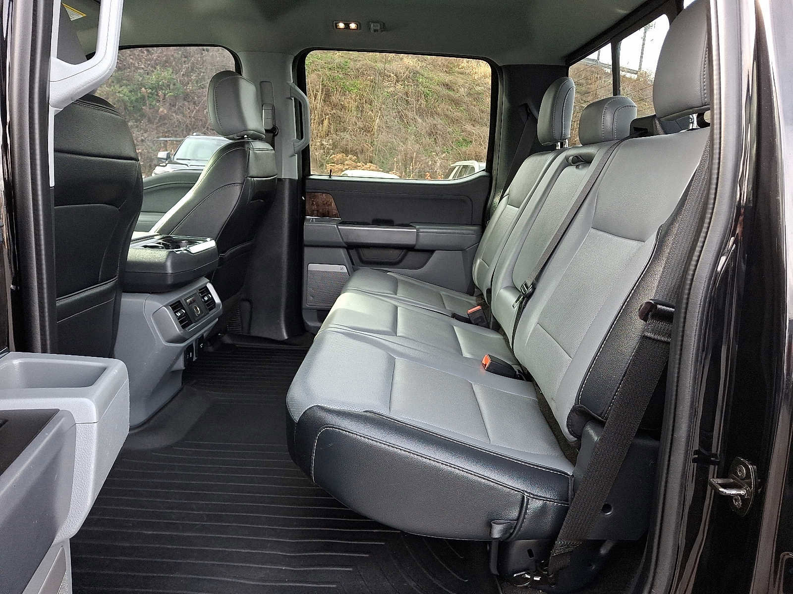 Used 2021 Ford F150 Lariat w/ Equipment Group 502A High image 10