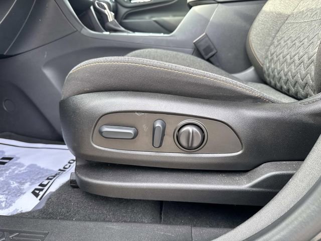 Used 2022 Chevrolet Equinox LT image 24