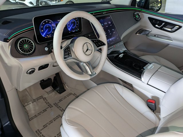 New 2027 Mercedes-Benz EQE 320 4MATIC SUV image 2