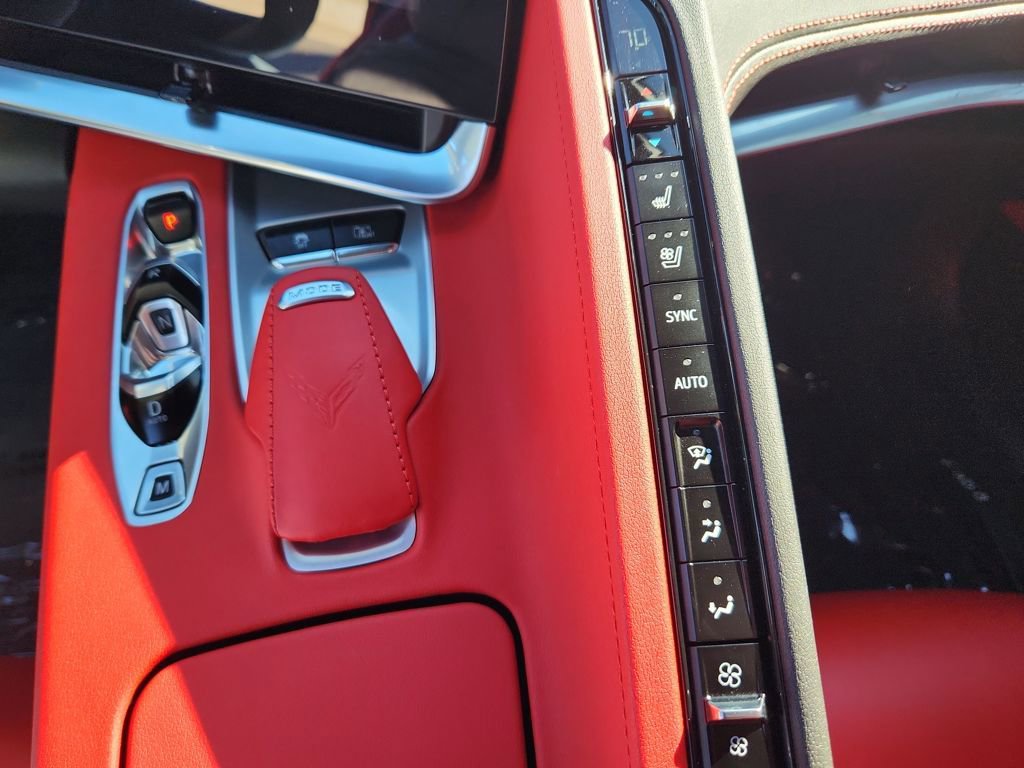 Used 2021 Chevrolet Corvette Stingray Preferred Cpe w/ Chrome Exterior Badge Package image 15