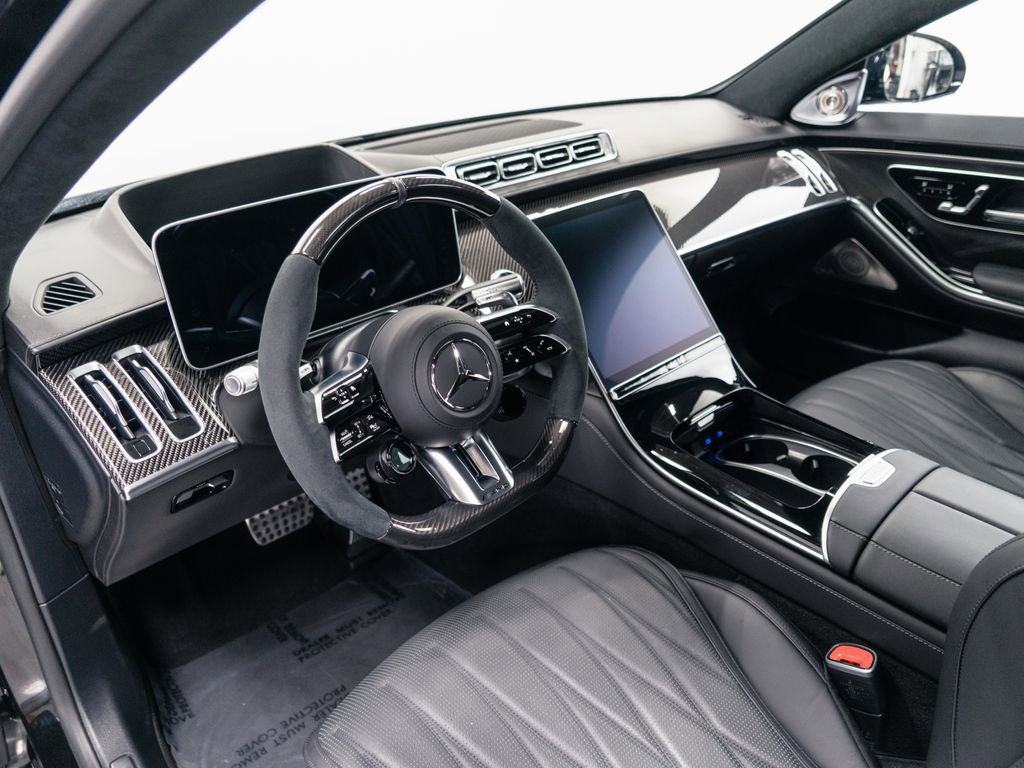 Used 2024 Mercedes-Benz S 63 AMG S image 9