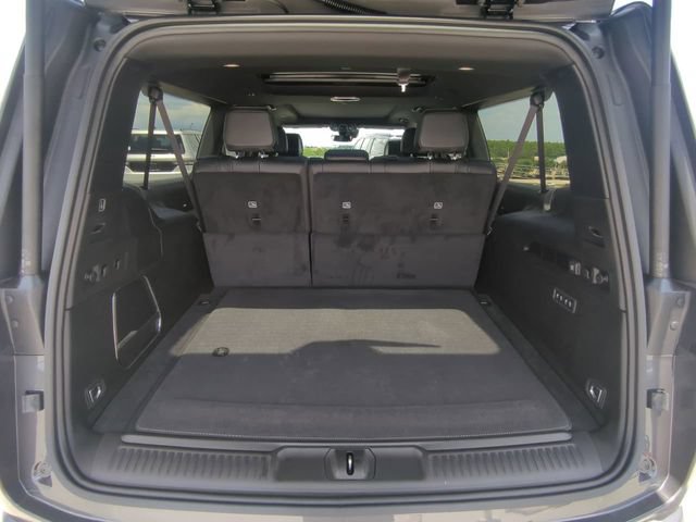 New 2026 Jeep Grand Wagoneer L Limited AWD/4WD image 14