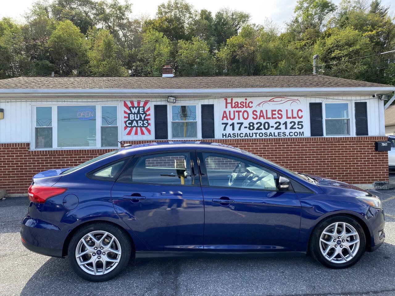 Used 2016 Ford Focus SE w/ Equipment Group 201A image 5