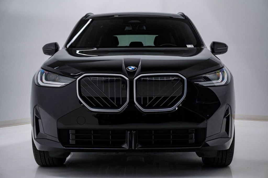 Used 2025 BMW X3 xDrive30i w/ Premium Package image 6