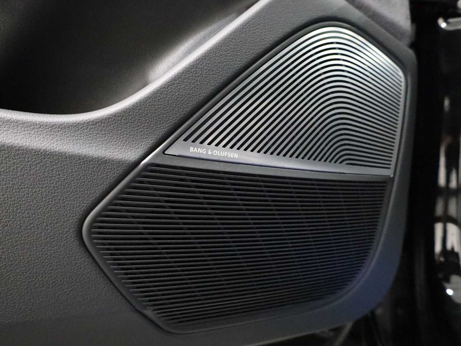 New 2026 Audi RS Q8 performance AWD/4WD image 17
