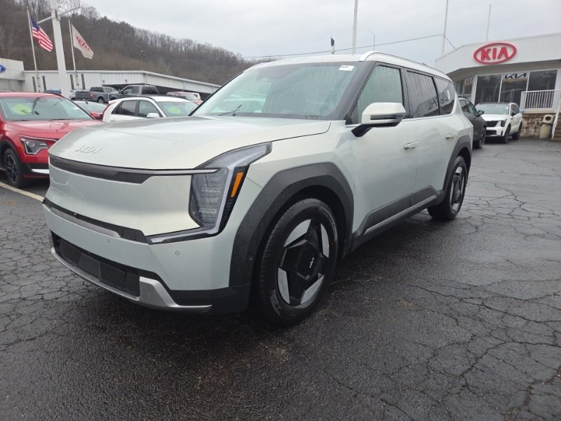 New 2026 Kia EV9 Wind image 3